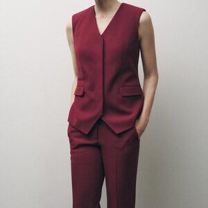 Zara Maroon Pockets Vest ZW Collection – Size Small Minimalist Chic Career NWT
